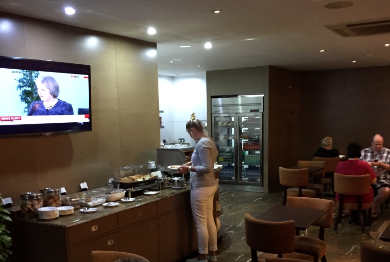 Male Airport Business Class Lounge Review