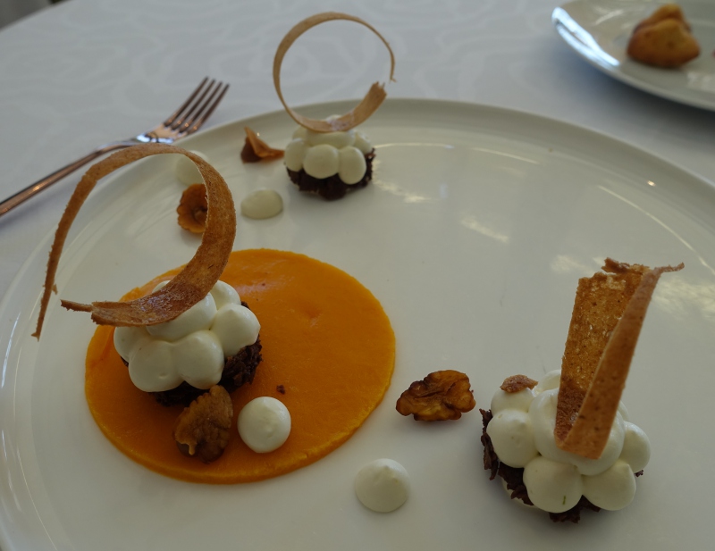 Chocolate Crisp Dessert, Le Park 45 Cannes Review