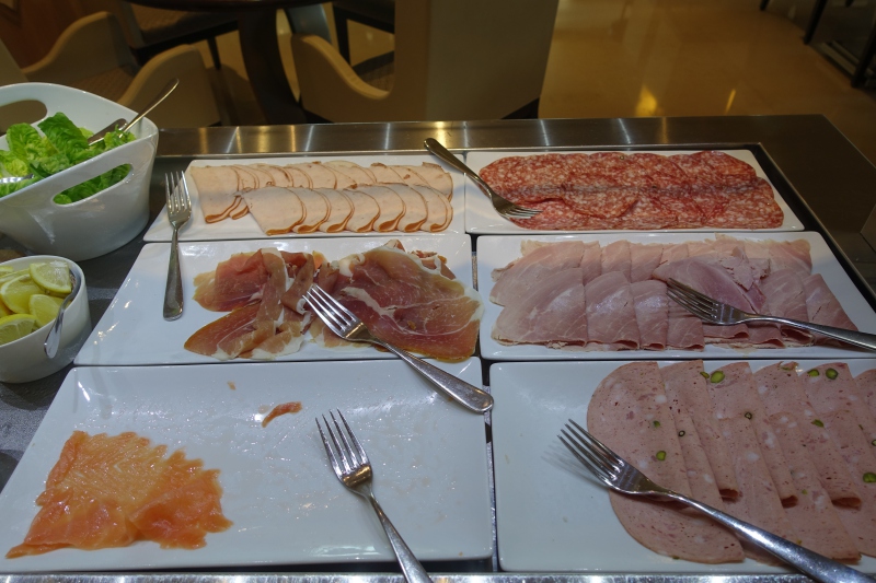 Grand Hyatt Cannes Hotel Martinez Breakfast Review