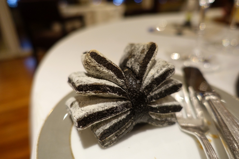 Squid Ink Bread, La Palme d'Or Cannes Review