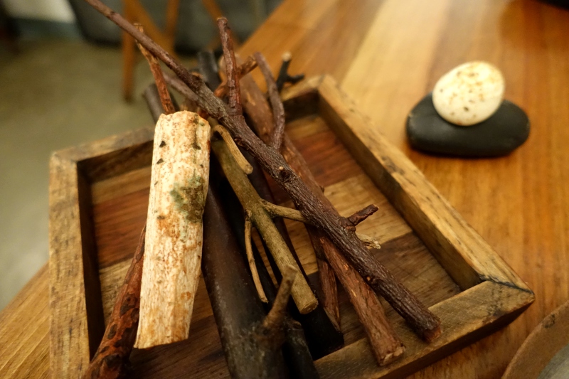 Salsify Wood Amuse Bouche, David Toutain Paris Review