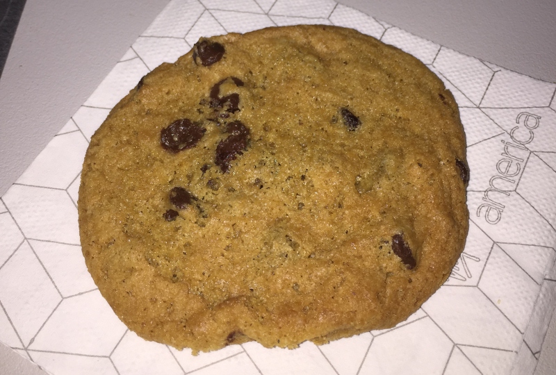 Chocolate Chip Cookie, Virgin America First Class Review