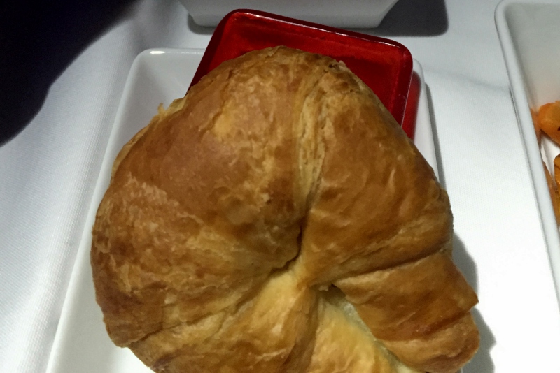 Croissant, Virgin America First Class Review