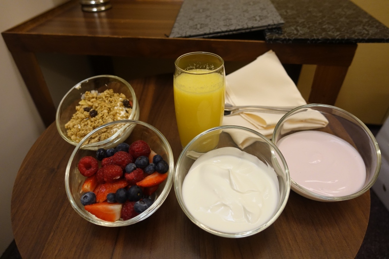 Breakfast Yogurt and Fruit, British Airways Concorde Room Review