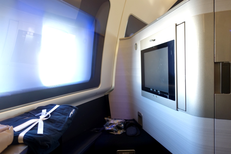 Review: British Airways First Class Seat Ottoman and IFE Screen