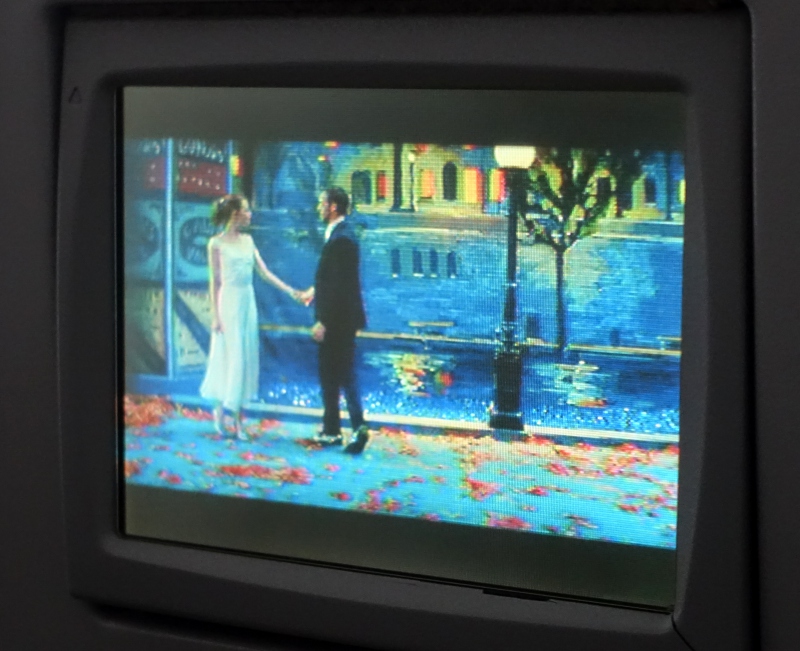 JetBlue: Free Movies such as La La Land