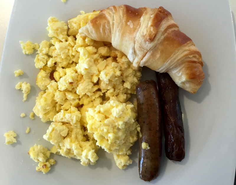 Scrambled Eggs, Sausages and Croissant, Air France Lounge New York JFK Review