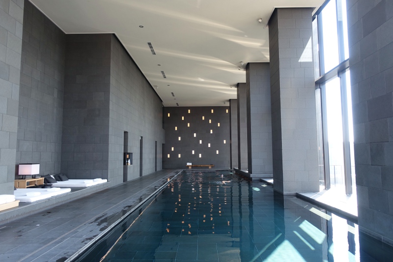 Aman Tokyo Pool, 34th Floor