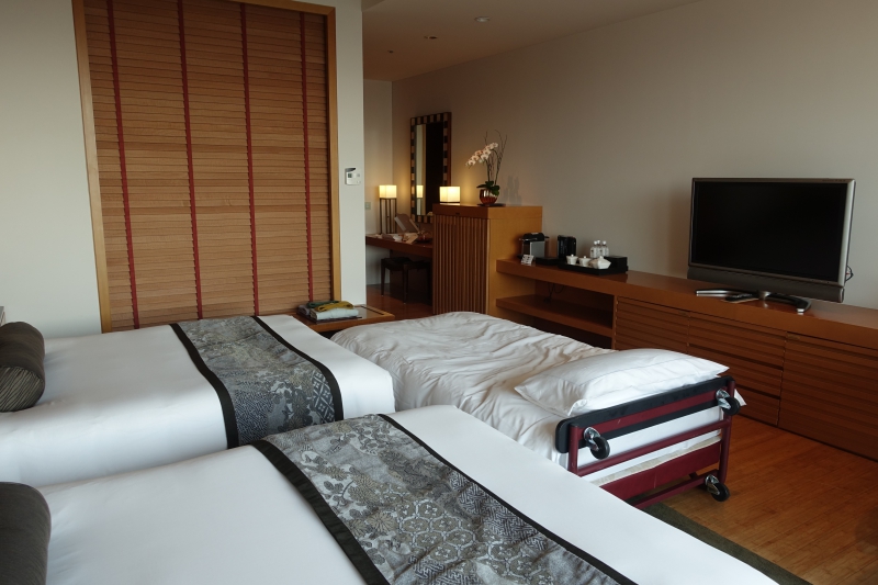 Mandarin Oriental Tokyo Deluxe Room Review