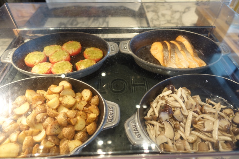 Hot Buffet, Mandarin Oriental Tokyo Breakfast Review