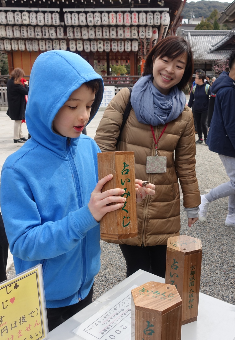 Fortune Telling, Kyoto with Kids