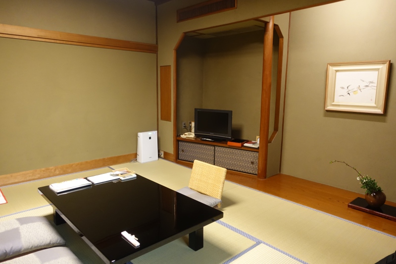 Hatsune Room, Nishimuraya Honkan