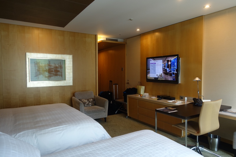 Four Seasons Tokyo: New Four Seasons Bed