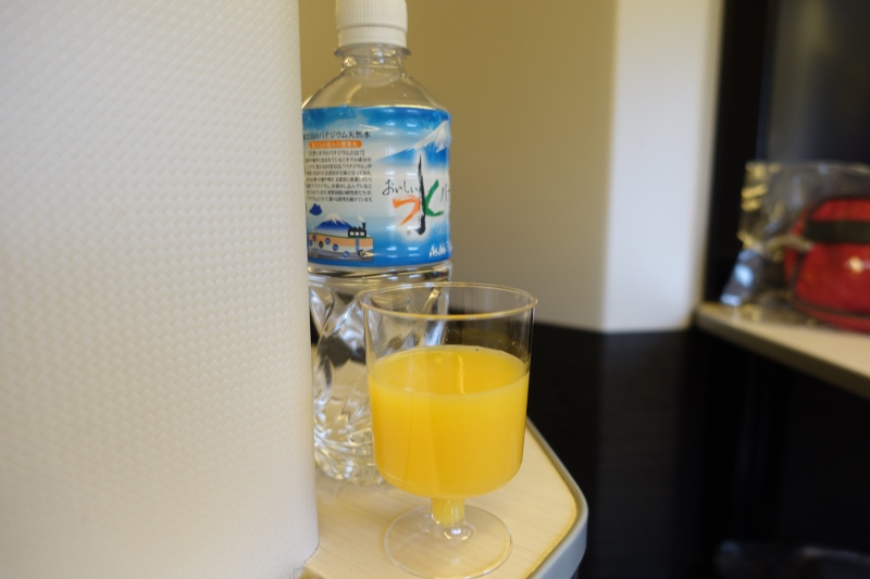 Pre-Flight Drink, JAL Sky Suite Business Class Review