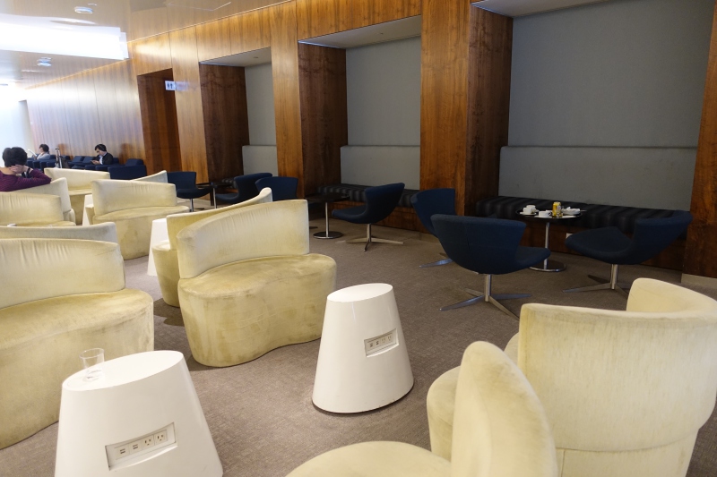 Seating, Korean Air Lounge LAX Review