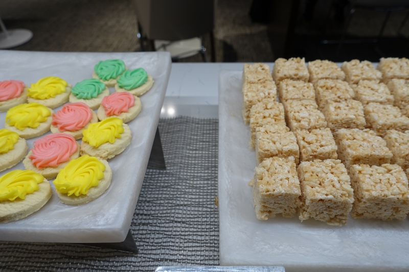 Cookies and Rice Crispy Treats, AMEX Centurion Lounge Seattle Review