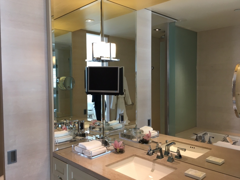 St. Regis San Francisco Executive Premier Bathroom