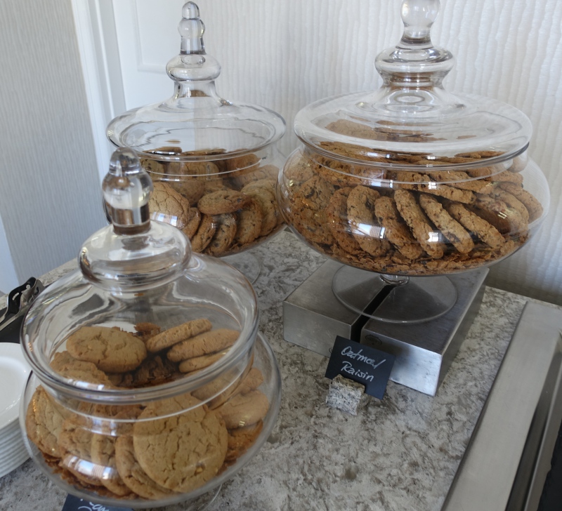 Cookies, Ritz-Carlton San Francisco Club Lounge Review