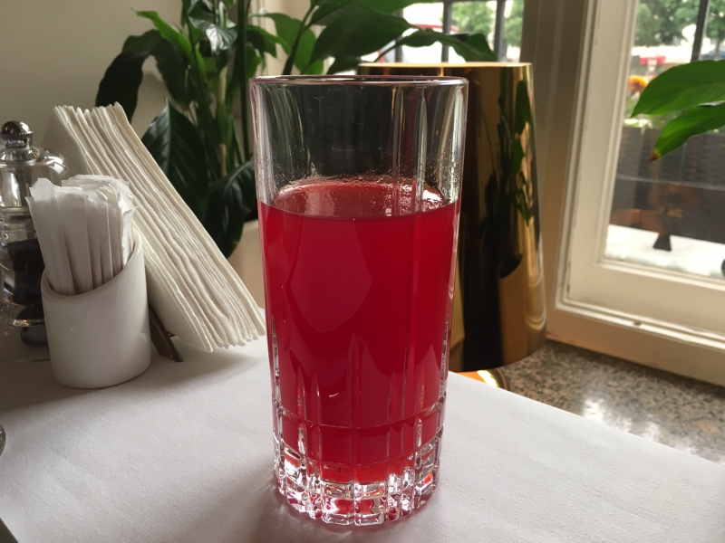 Cranberry Mors, Dom Review