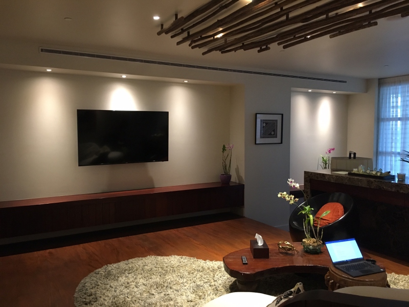 Laucala Lounge Review, Nadi - Flat Screen TV