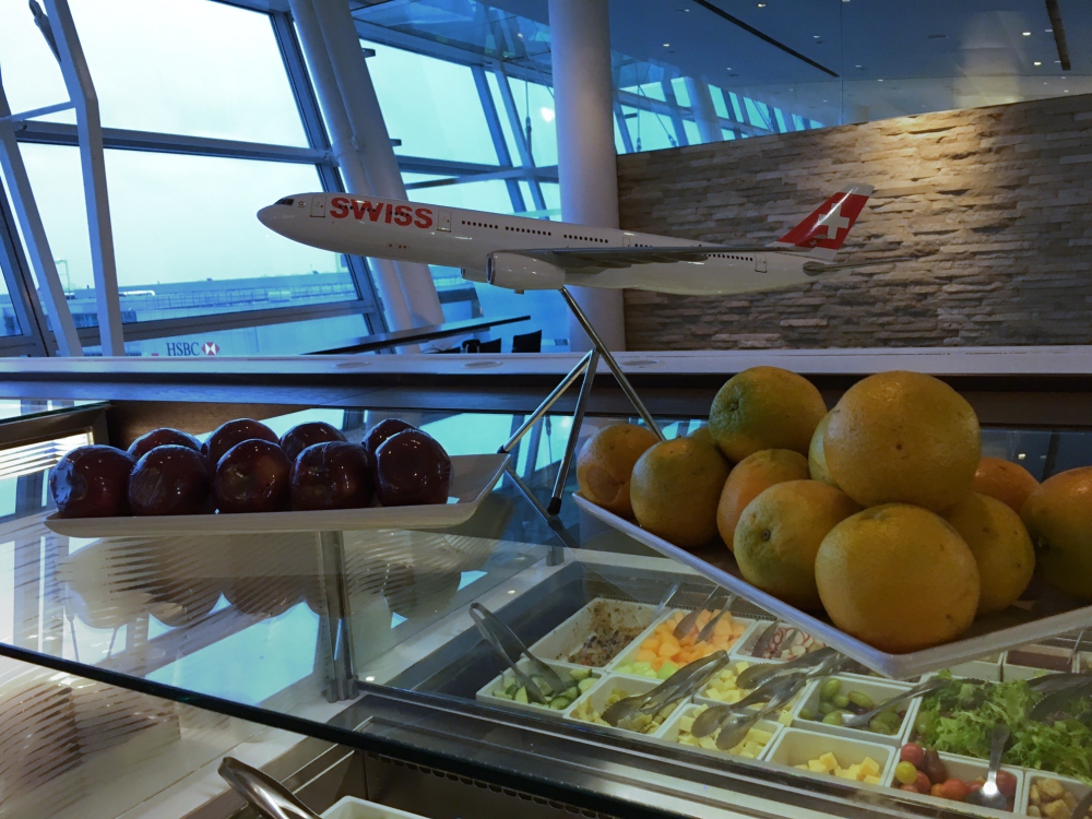 Whole Fruit, SWISS Lounge Review, JFK