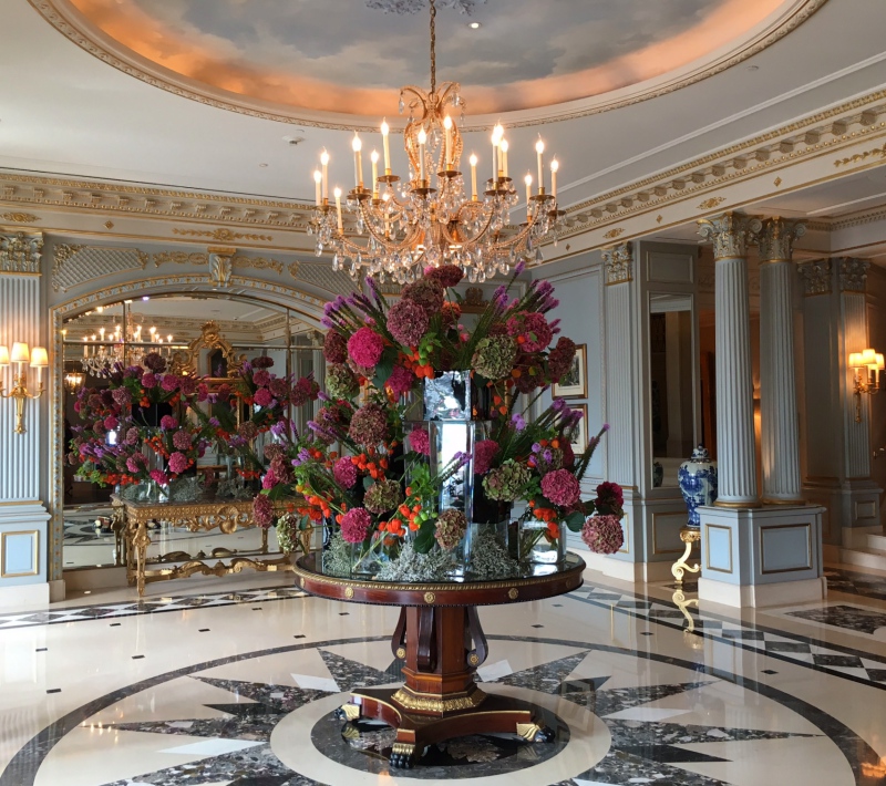 Four Seasons Hotel Des Bergues Geneva Evaluation - 2987 Words