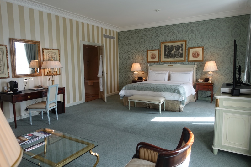 Junior Suite, Four Seasons Geneva Review