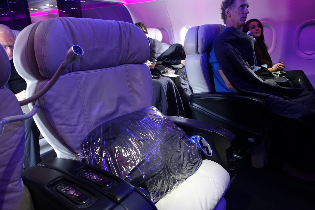 Virgin America: Let First Class Pre-Order Meals!