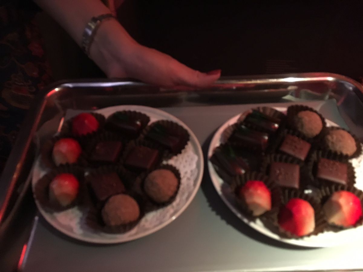 Chocolates, Singapore Business Class Review