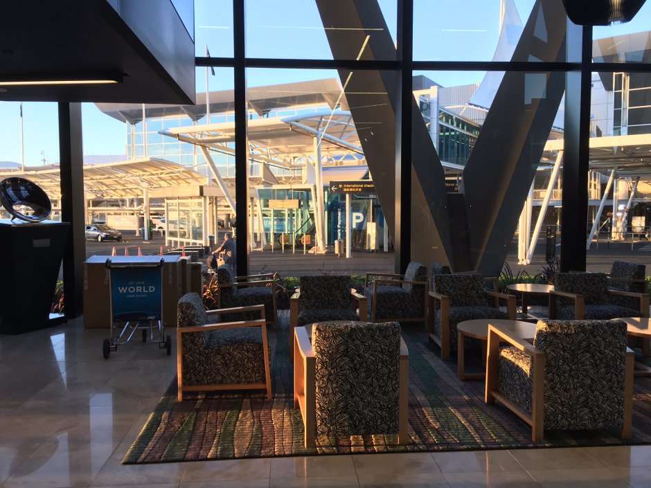 Review: Novotel Auckland Airport Lobby