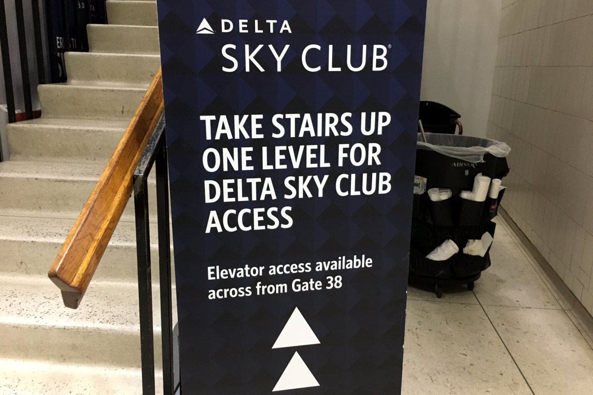 Delta Sky Club LAX T3