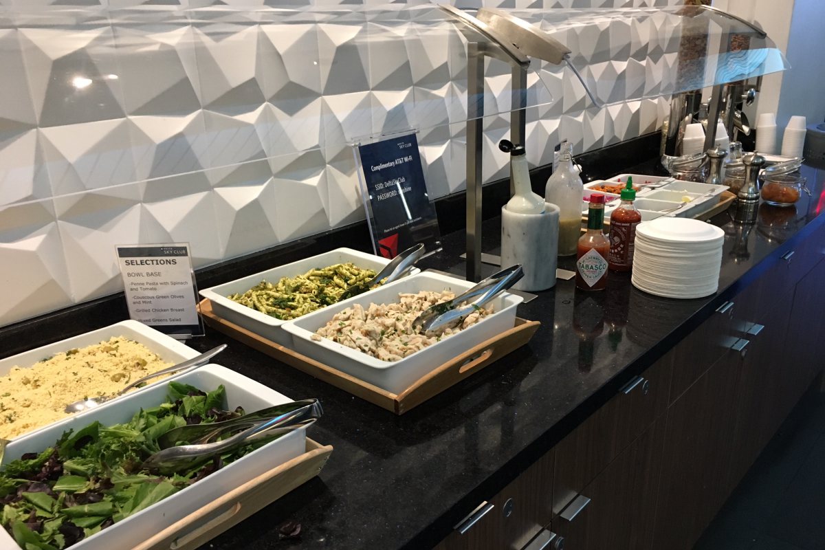 Delta Sky Club LAX T3 Buffet