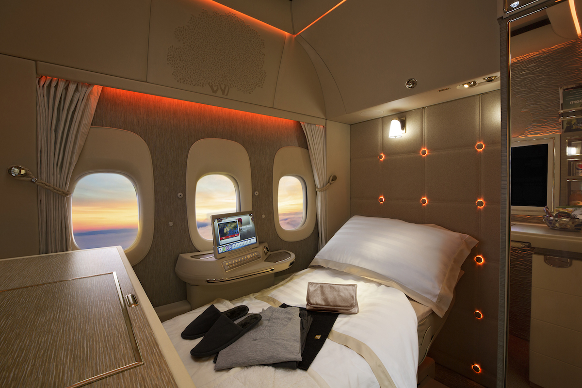 Emirates New First Class Suite Bed, 777-300ER