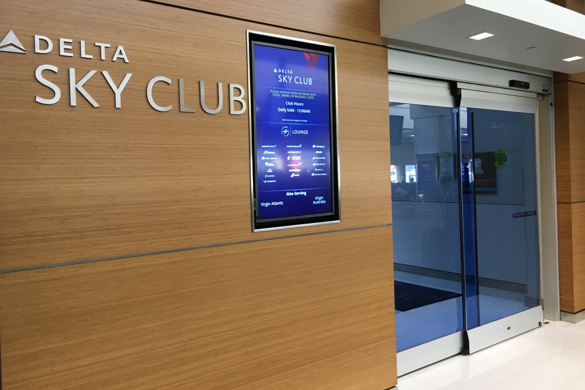 Delta Sky Club SFO Review