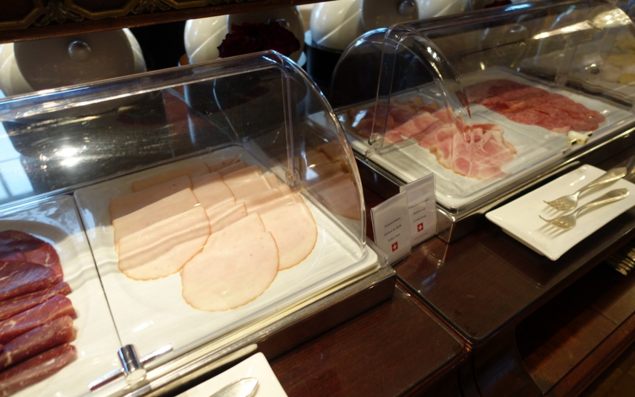 Bellevue Palace Breakfast: Cold Cuts