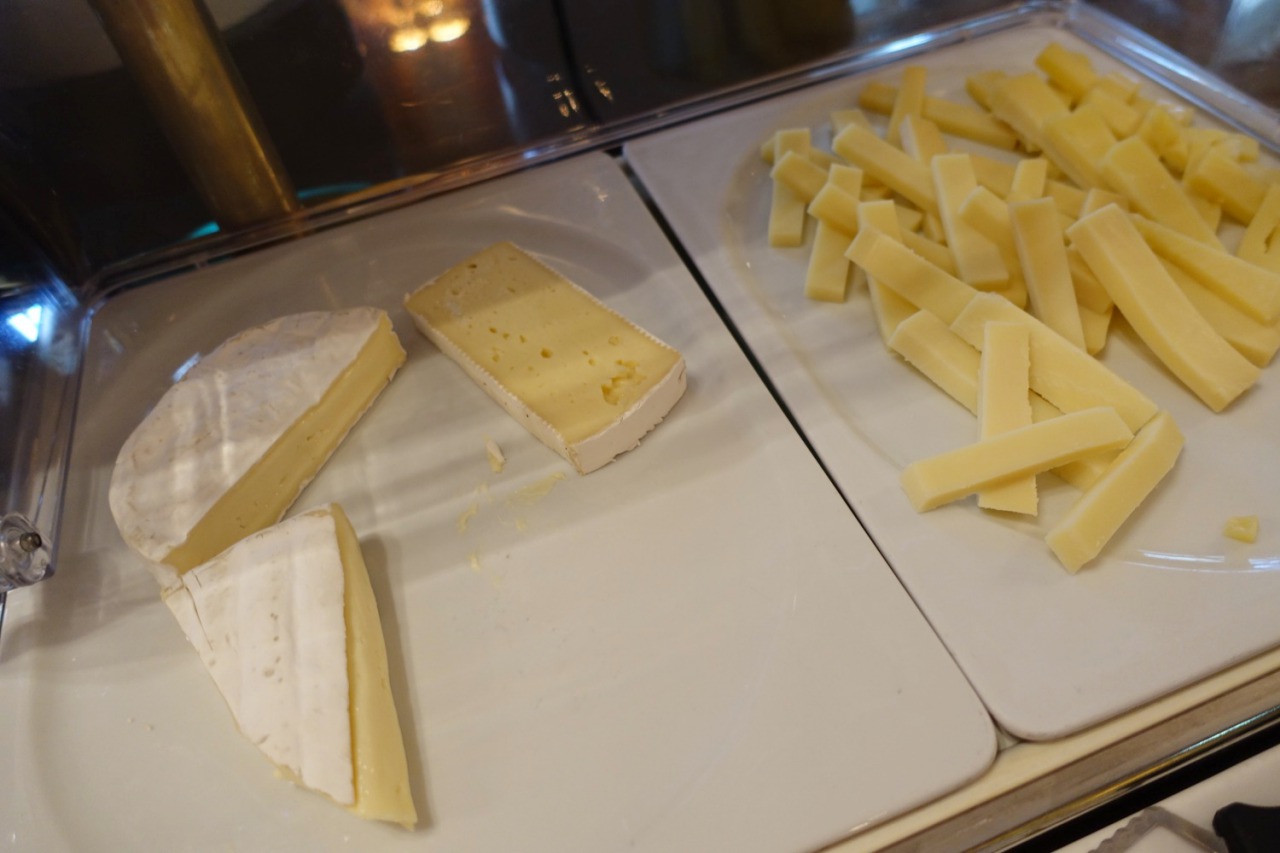 Breakfast Cheeses, Bellevue Palace Review