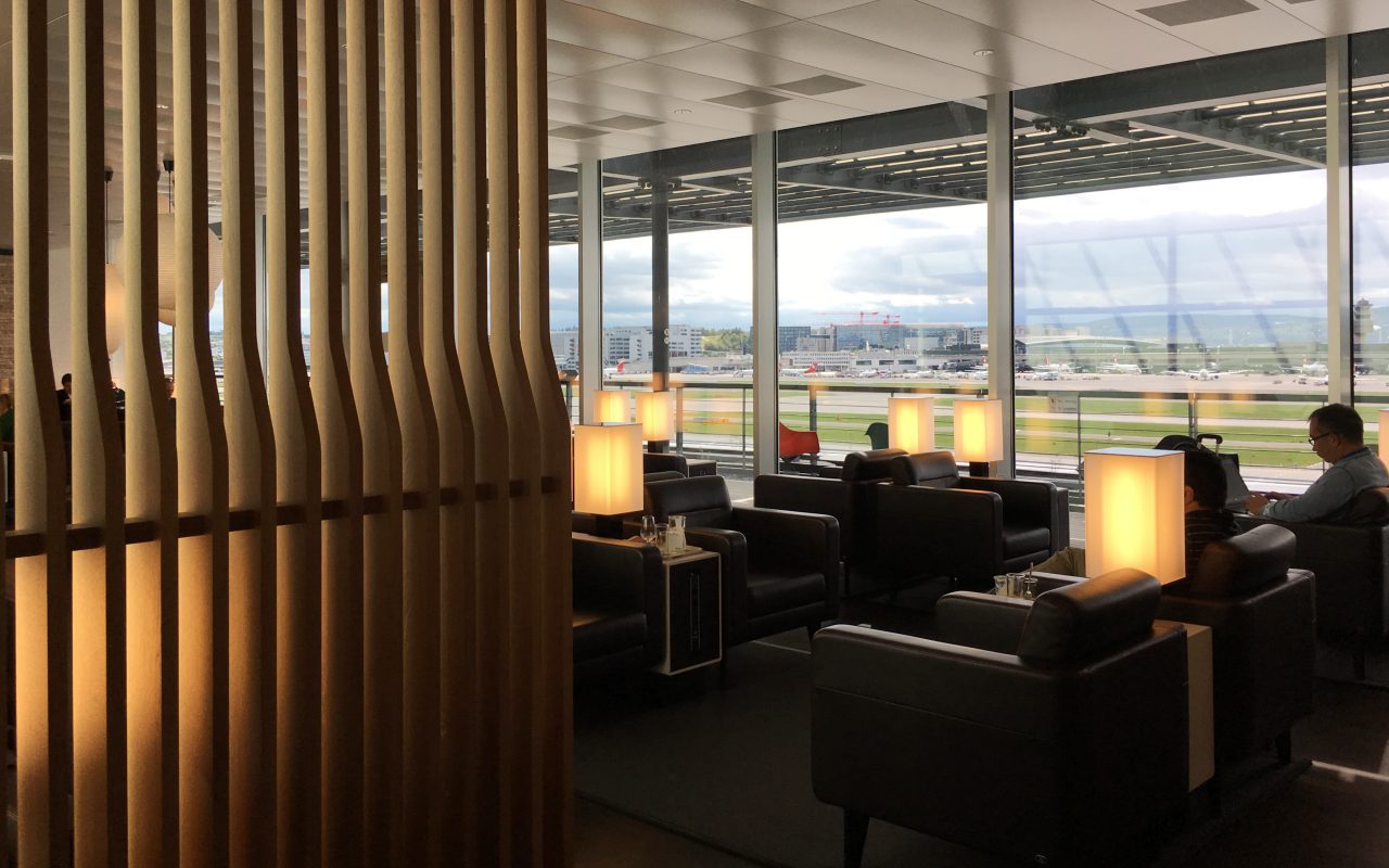 Swiss Business Class Lounge, Zurich Review