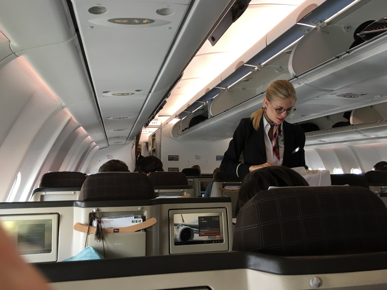 Swiss Business Class Review-Hot Towel Service