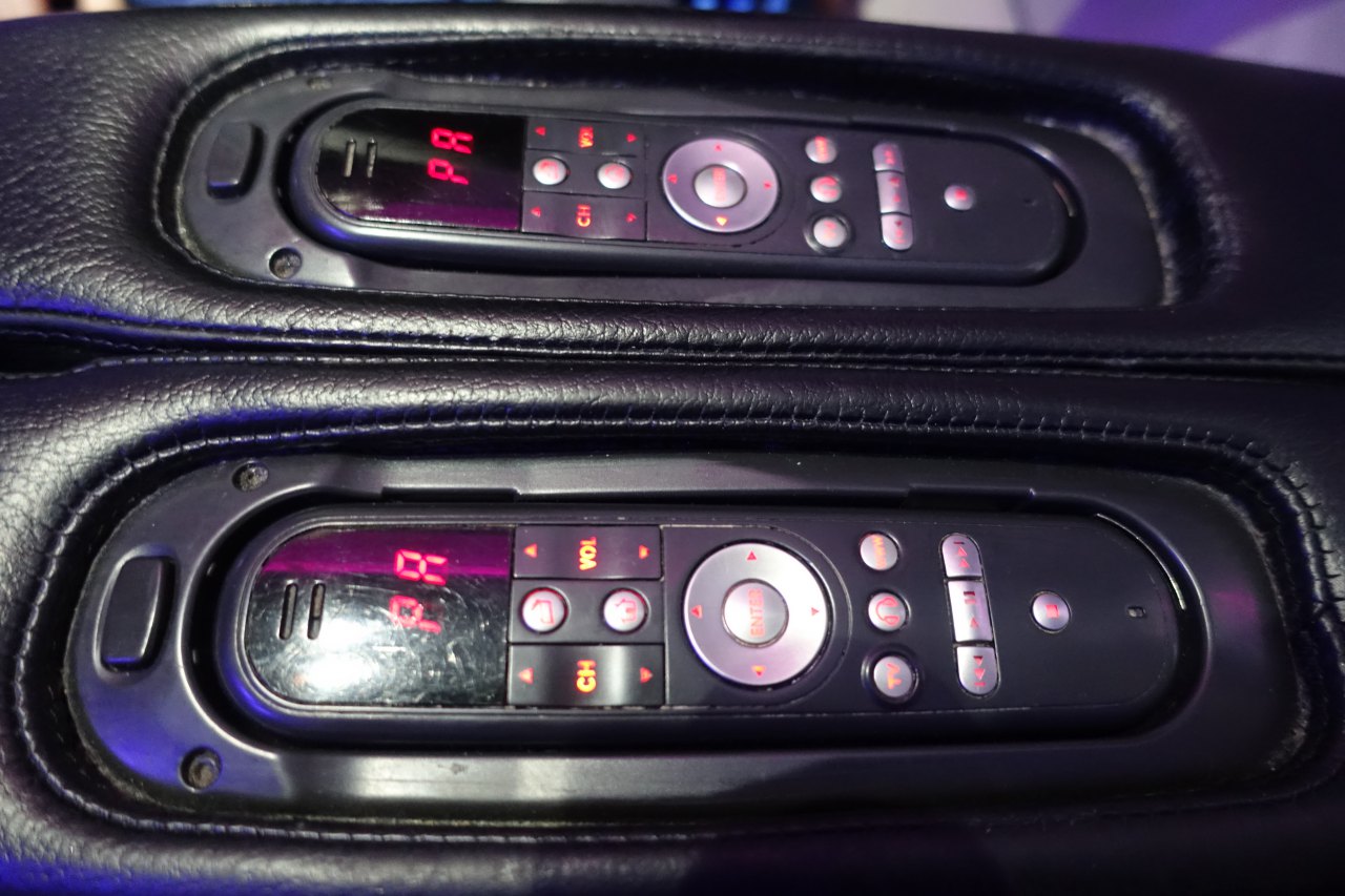 IFE Controls, Virgin America First Class Review