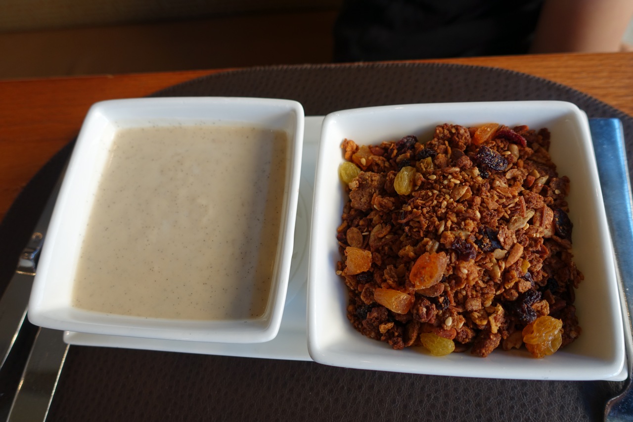 House-made Granola, Quattro