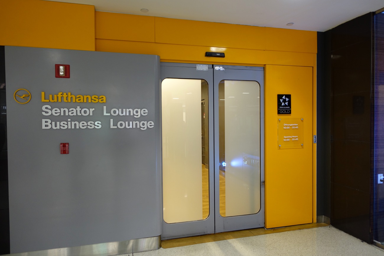 JFK Lufthansa Business Lounge Entrance