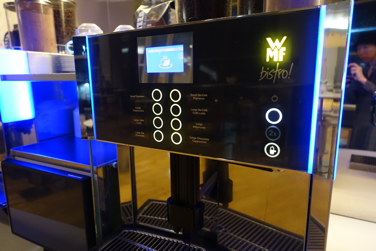 Coffee Machine, JFK Lufthansa Business Lounge Review