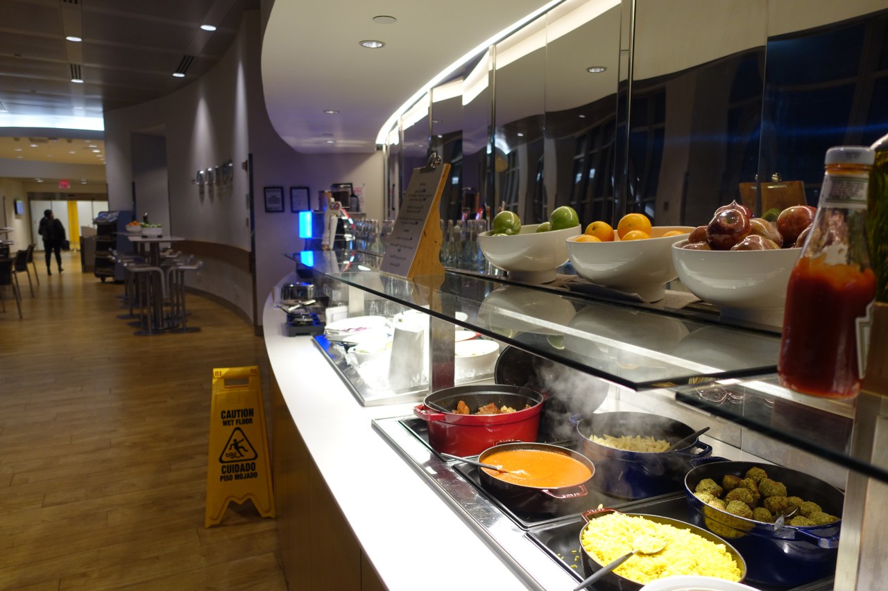 JFK Lufthansa Business Lounge Buffet