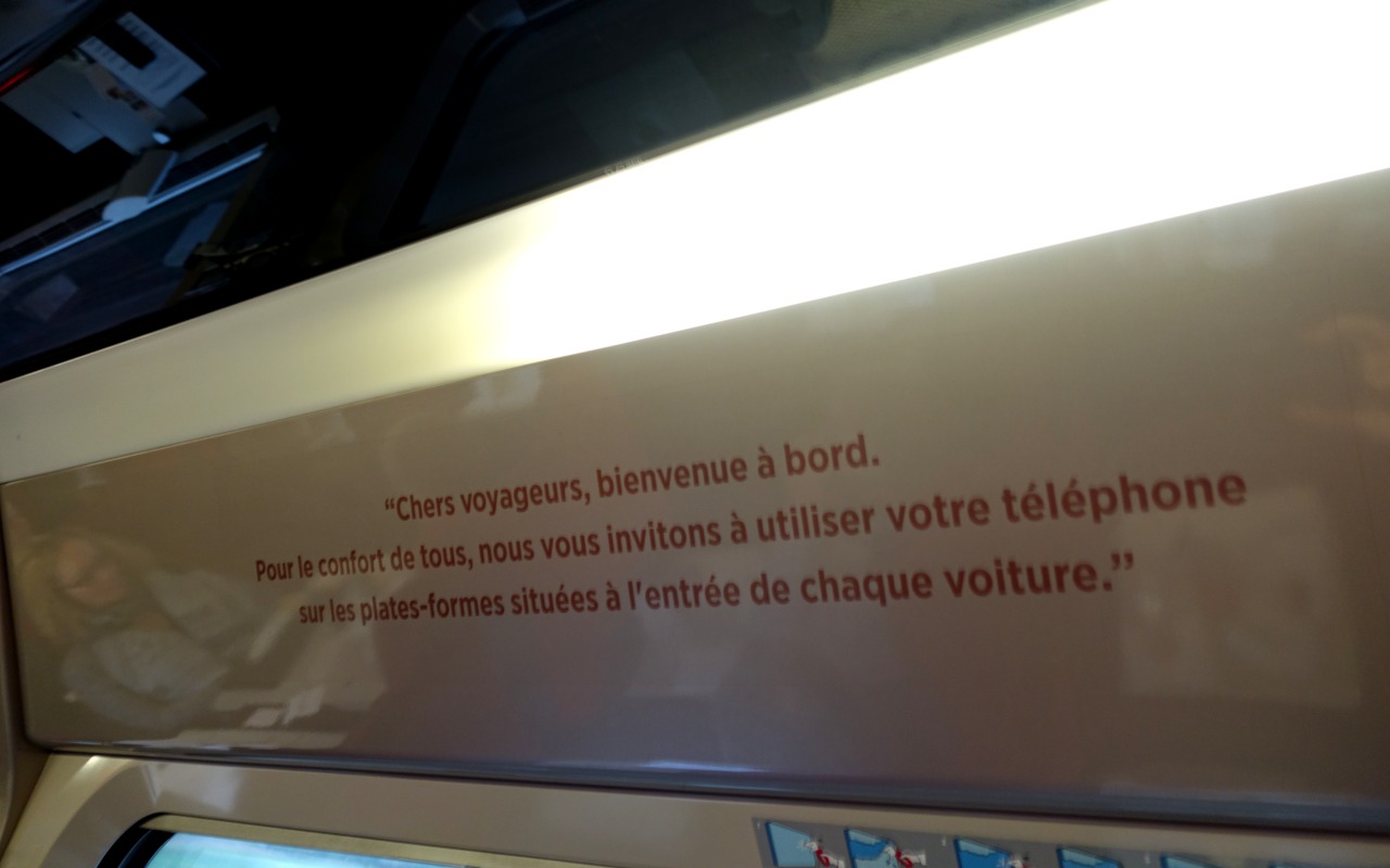 Reminder to Exit the Car to Have Phone Calls, Thalys