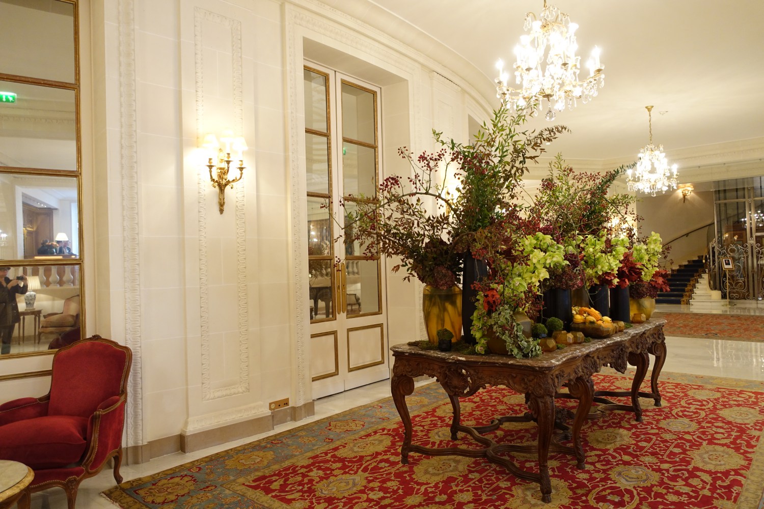 Review-Le Bristol Paris Hotel Lobby