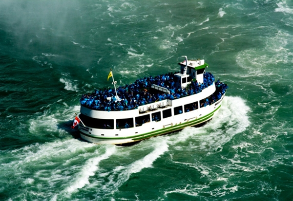 Maid of the Mist boat ride, Niagara Falls with Kids