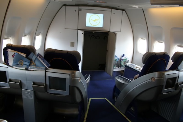 Lufthansa business class
