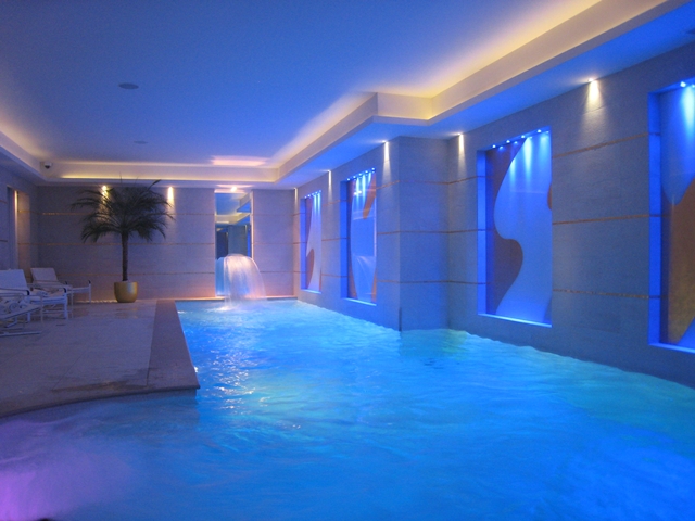 Swimming Pool, Le Burgundy Hotel, Paris 