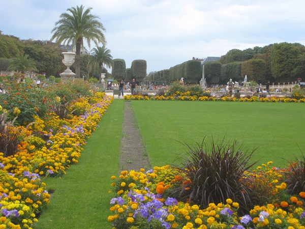 The Jardin du Luxembourg, Paris is beautiful and great for kids