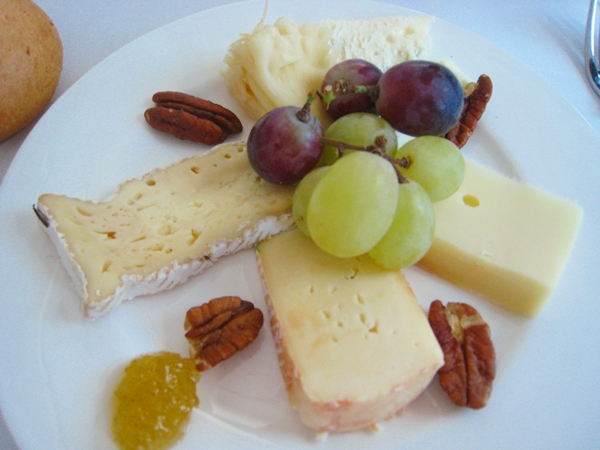 Cheese plate, Lufthansa First Class